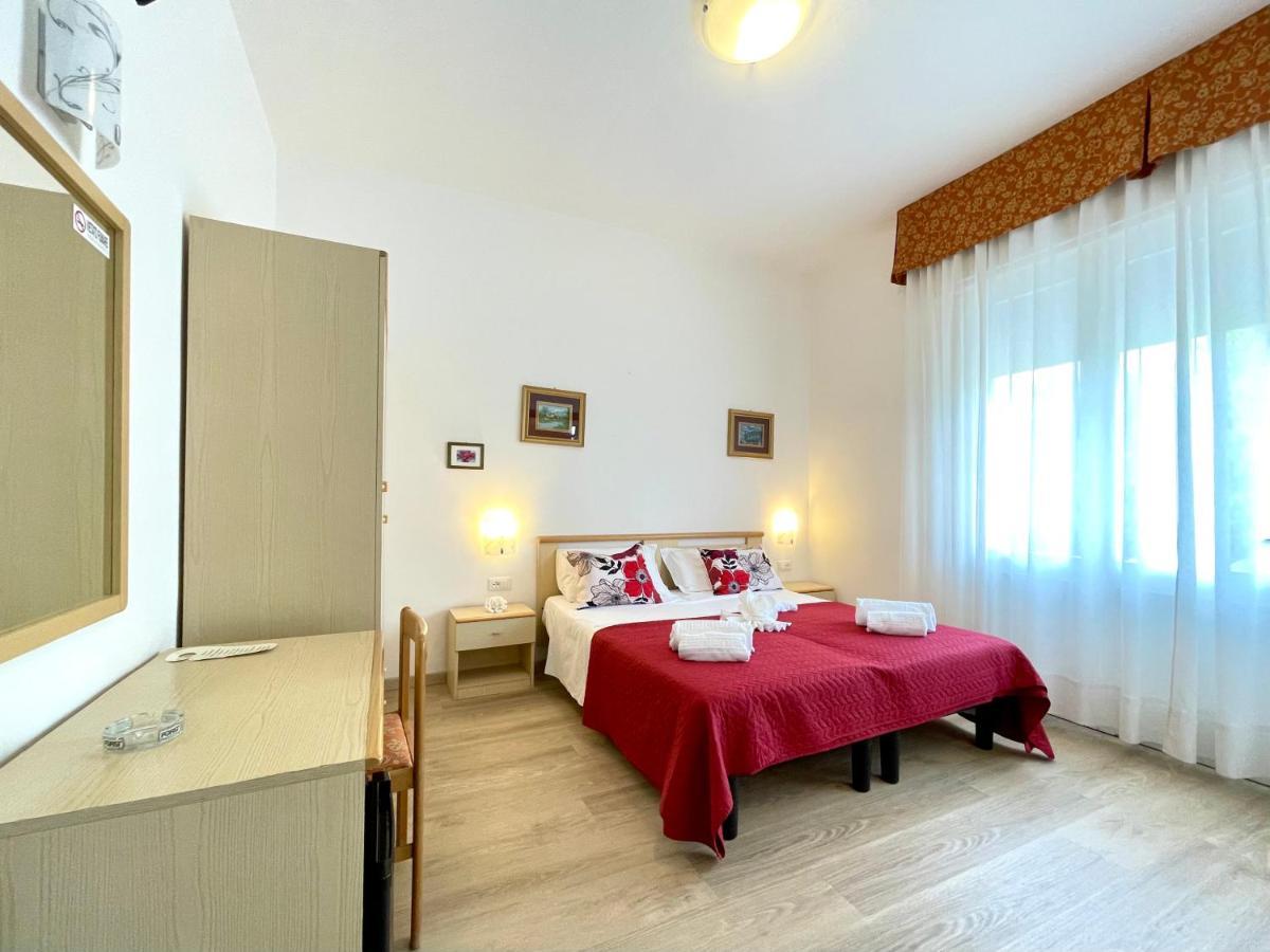 Hotel Trovatore Lido di Jesolo Dış mekan fotoğraf