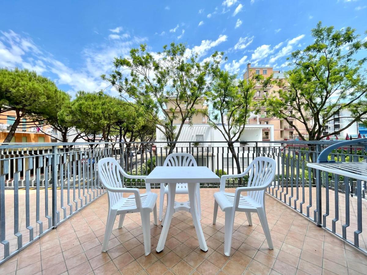 Hotel Trovatore Lido di Jesolo Dış mekan fotoğraf